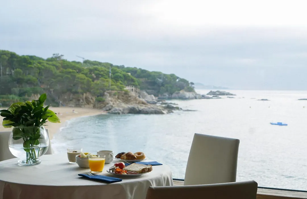 Hotel Costa Brava-1